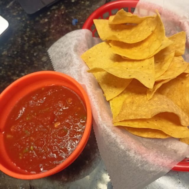 Chips And Salss.